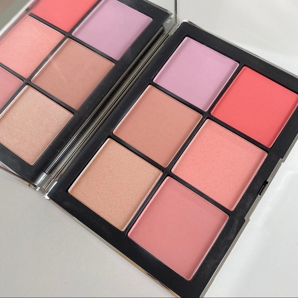 Nars issist wanted cheek palette